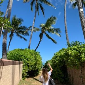 Meet your Posher, Kera